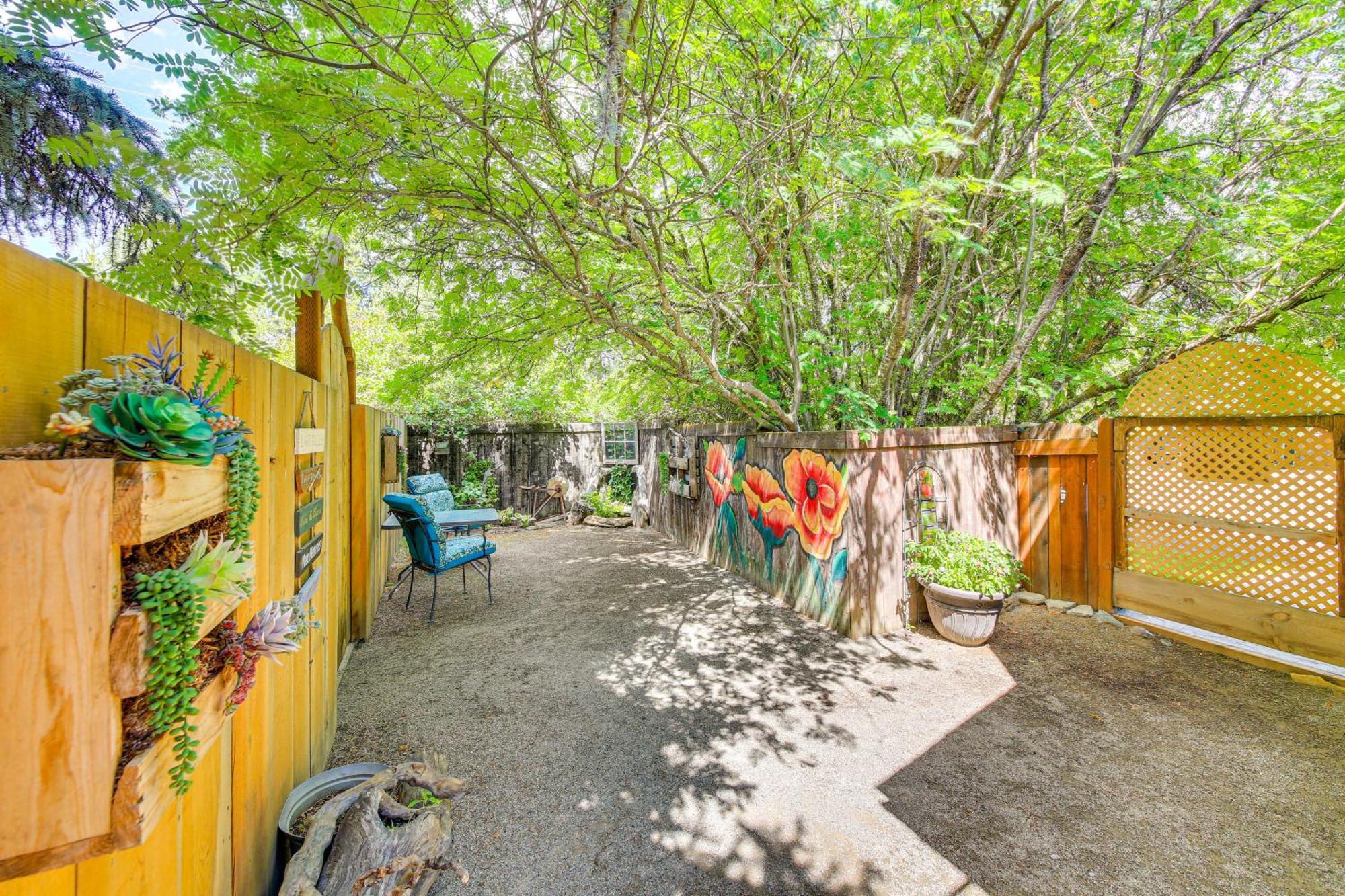 Homey Pet-Friendly Libby Cottage With Yard By Creek! White Haven Exterior foto